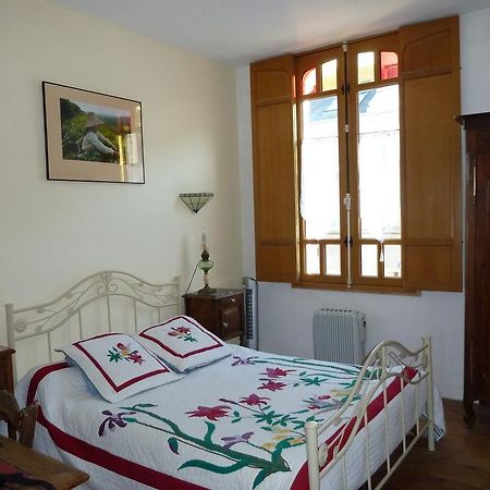 Bed and Breakfast Le Petit Quernon Angers Exterior foto