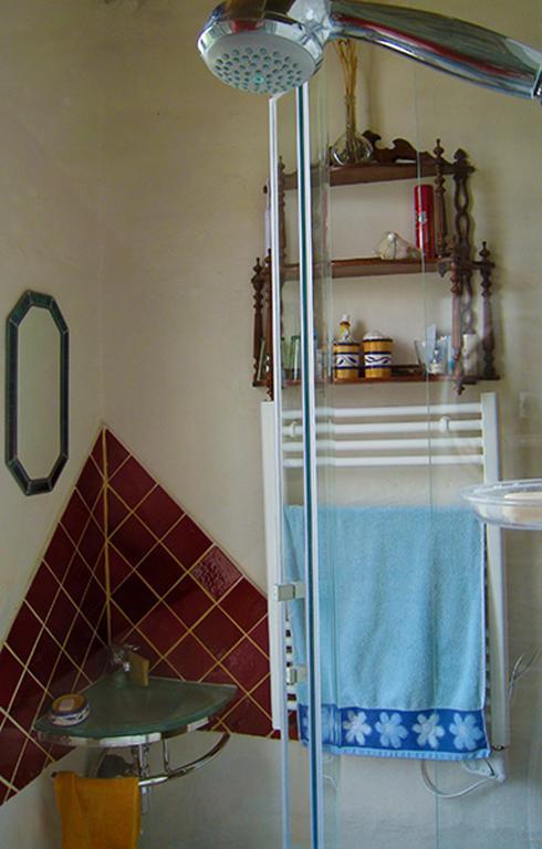 Bed and Breakfast Le Petit Quernon Angers Exterior foto